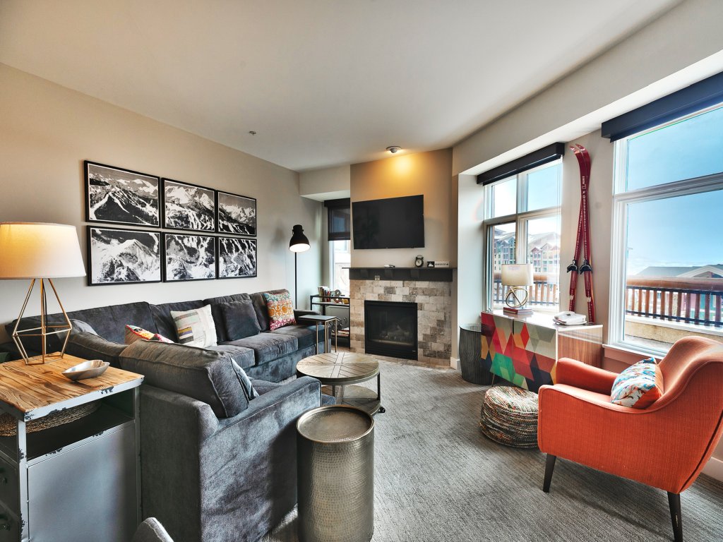 Your own balcony, full kitchen in Canyons Village Save 20% on 7+ Nights! Vacation Rental in Park City - RedAwning