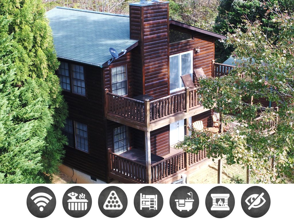Paw Prints Secluded Mountain View Cabin with Hot Tub and Pool Table Vacation Rental in Sevierville - RedAwning