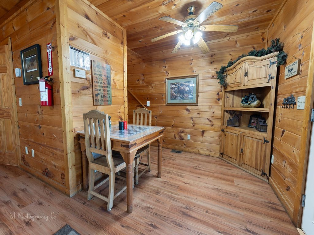 Paw Prints Secluded Mountain View Cabin with Hot Tub and Pool Table Vacation Rental in Sevierville - RedAwning