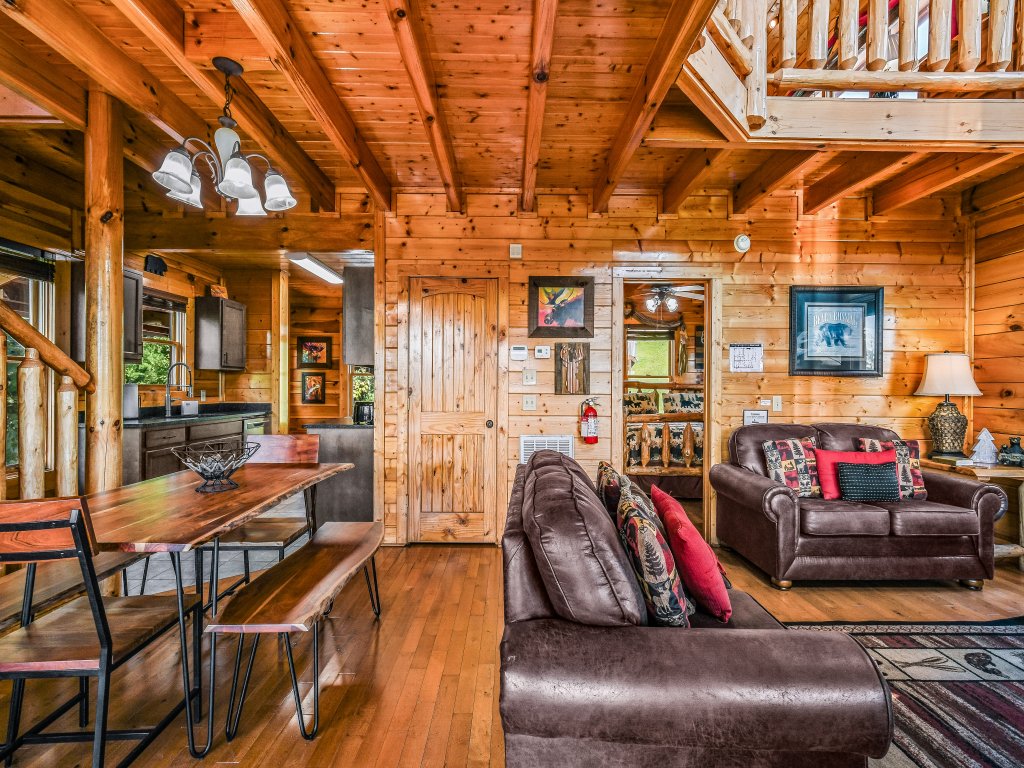 Extravagant View Vacation Rental in Sevierville - RedAwning