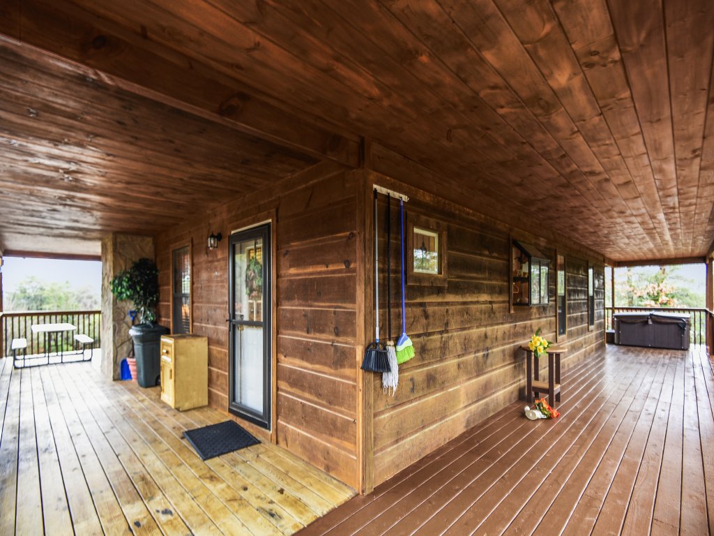 Inspiration Point Vacation Rental in Sevierville - RedAwning