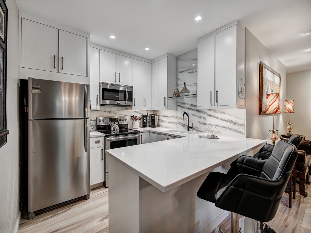 Cozy Riva Ridge Condo with 1 BR in Vail Village Save 20% on 7+ Nights! Vacation Rental in Vail - RedAwning