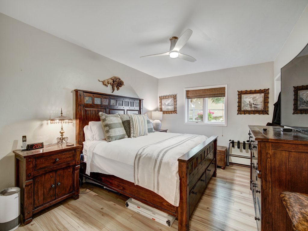 Cozy Riva Ridge Condo with 1 BR in Vail Village Save 20% on 7+ Nights! Vacation Rental in Vail - RedAwning