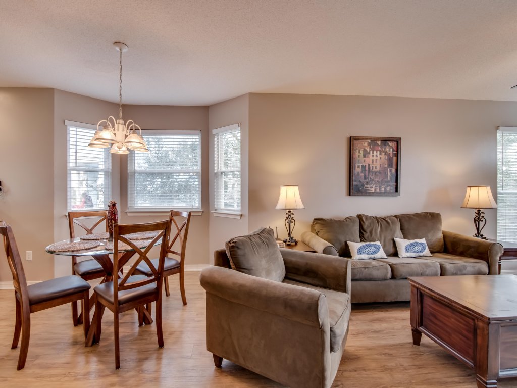 Summer Palace Vacation Rental in Gulf Shores - RedAwning