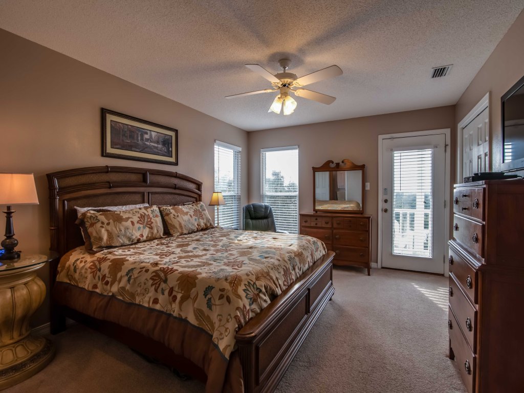 Summer Palace Vacation Rental in Gulf Shores - RedAwning