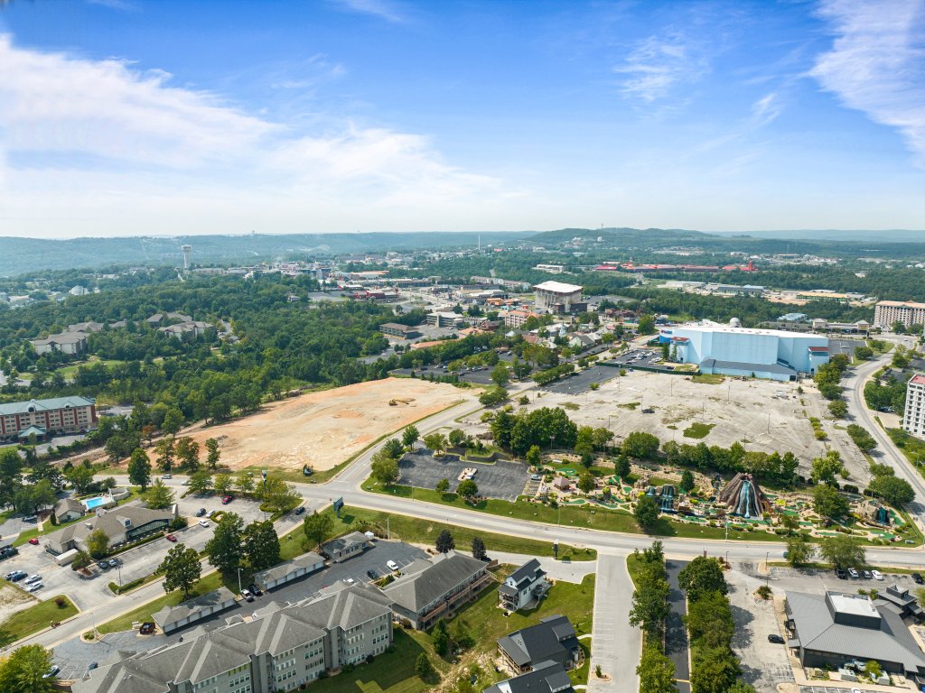 THGL-A5 -Green Mountain Grand Condo Vacation Rental in Branson - RedAwning
