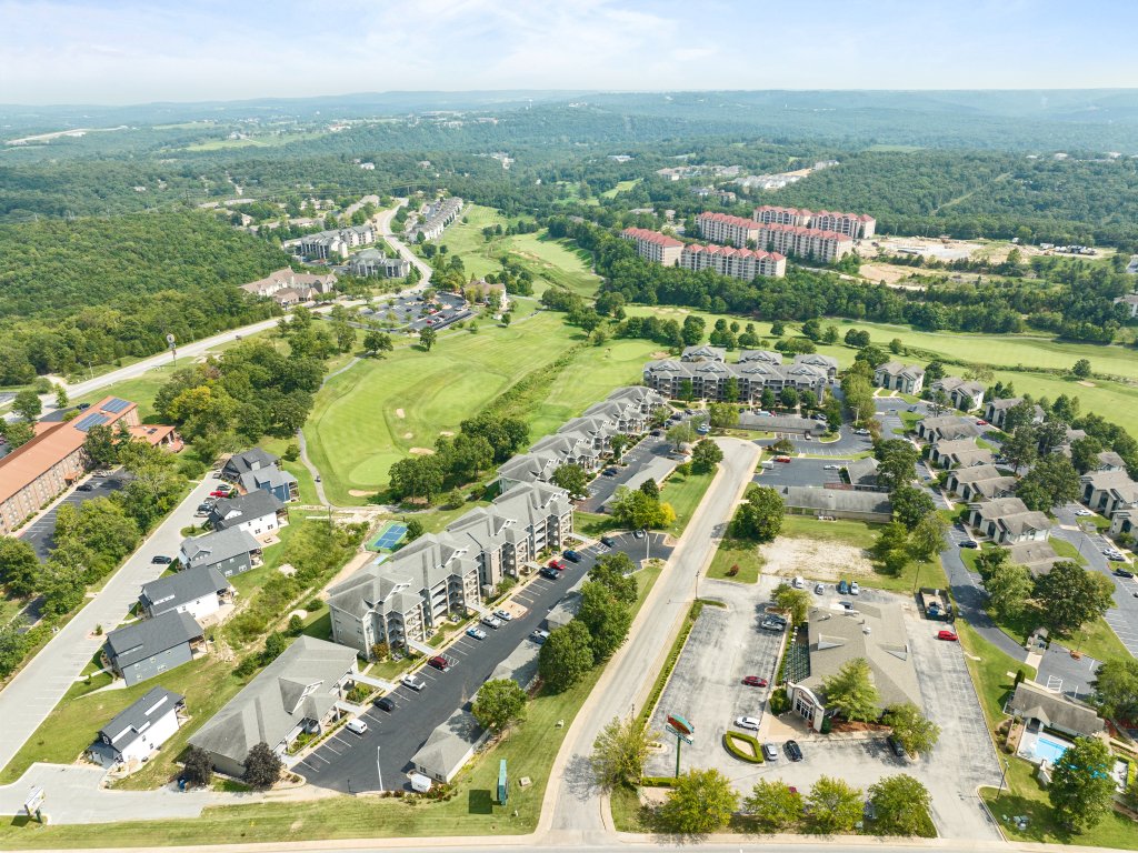 THGL-A5 -Green Mountain Grand Condo Vacation Rental in Branson - RedAwning