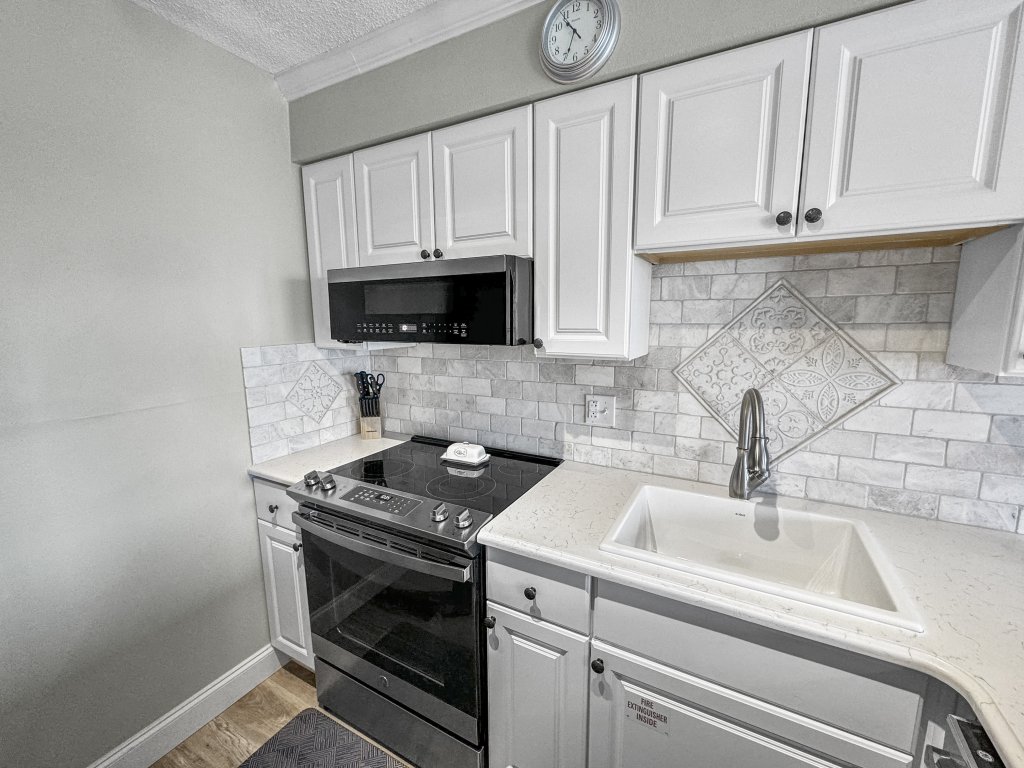 SummerSalt Vacation Rental in Seagrove Beach - RedAwning