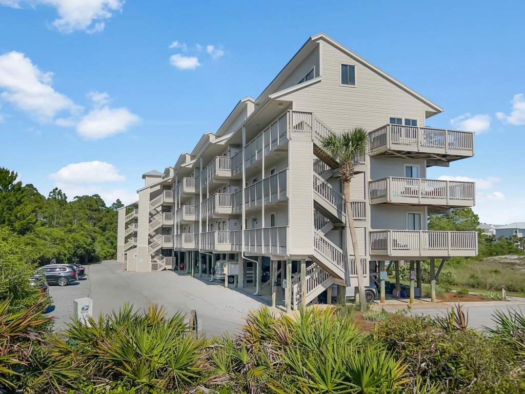 SummerSalt Vacation Rental in Seagrove Beach - RedAwning