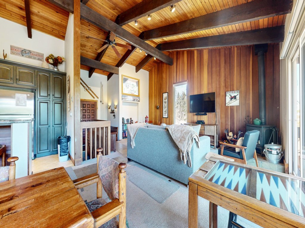 Mammoth West #140 Vacation Rental in Mammoth Lakes - RedAwning