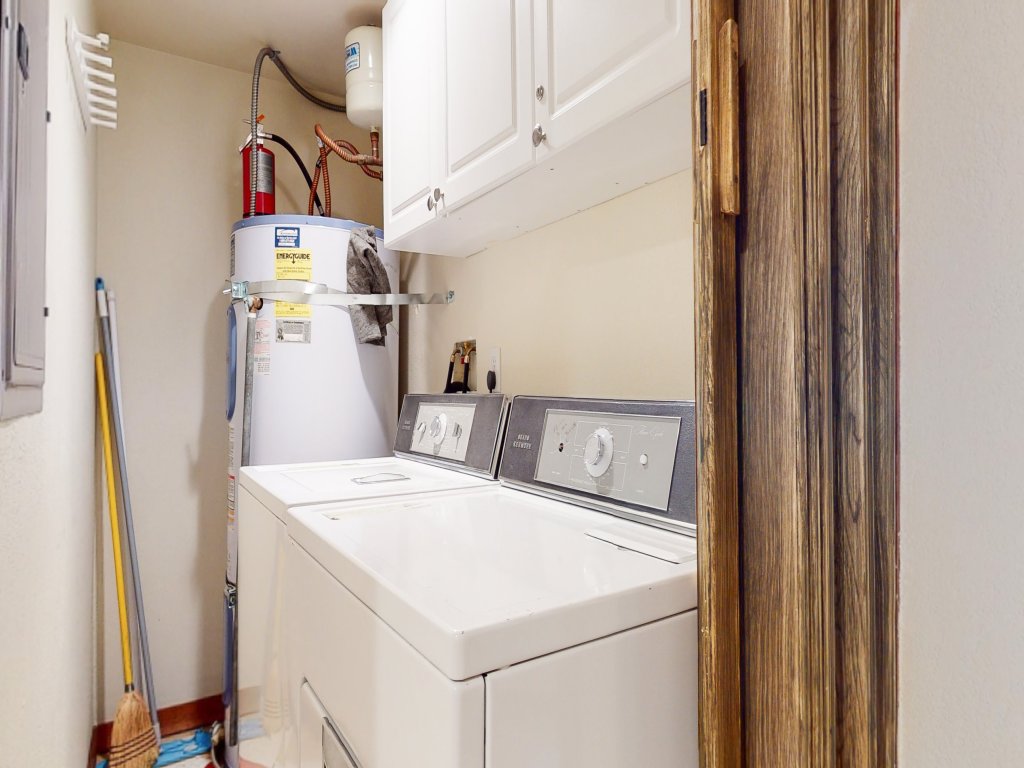 Mammoth West #140 Vacation Rental in Mammoth Lakes - RedAwning