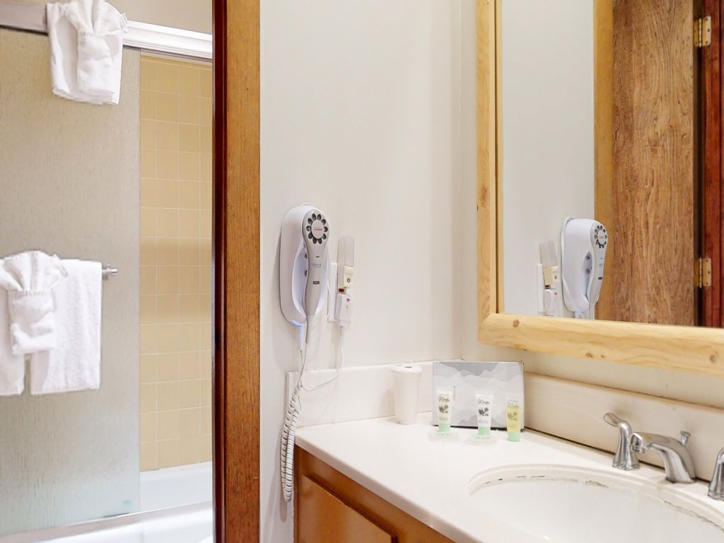 Mammoth West #140 Vacation Rental in Mammoth Lakes - RedAwning