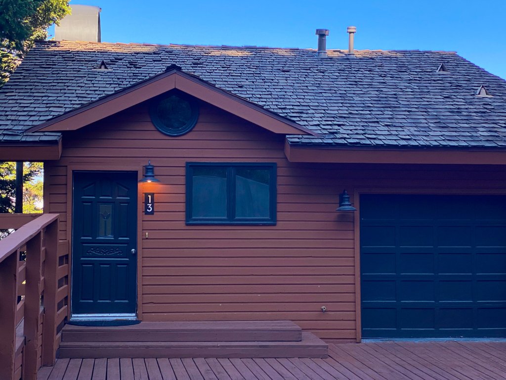 Bridges Townhome 13 Mountain View Townhome just Steps to the Slopes with Private Garage and Washer Dryer Vacation Rental in Mammoth Lakes - RedAwning
