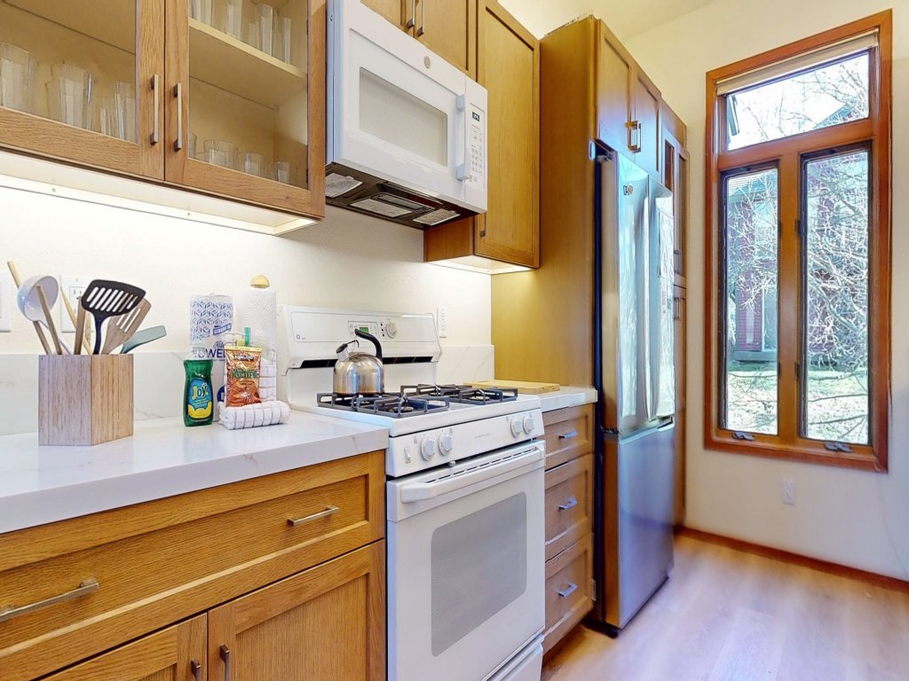 Snowcreek V 933 Bright and Spacious, Private BBQ, Washer Dryer, Pet-Friendly Vacation Rental in Mammoth Lakes - RedAwning