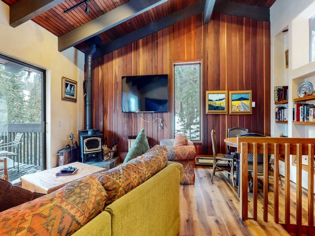 Mammoth West 143 Quiet Condo With Amazing Mountain Views and A Short Walk to Canyon Lodge Vacation Rental in Mammoth Lakes - RedAwning