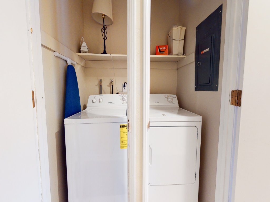 Chateau de Montagne 29 Updated and Spacious with Private Washer Dryer, On The Shuttle Route Vacation Rental in Mammoth Lakes - RedAwning
