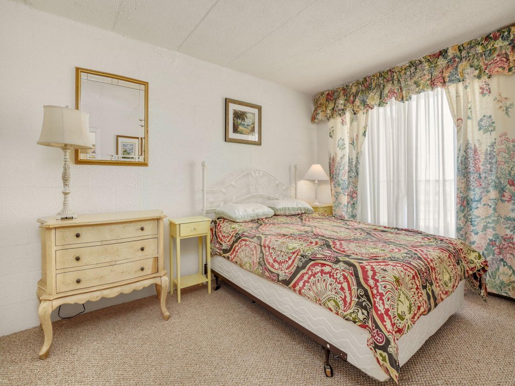 Polynesian 502 Vacation Rental in Ocean City - RedAwning
