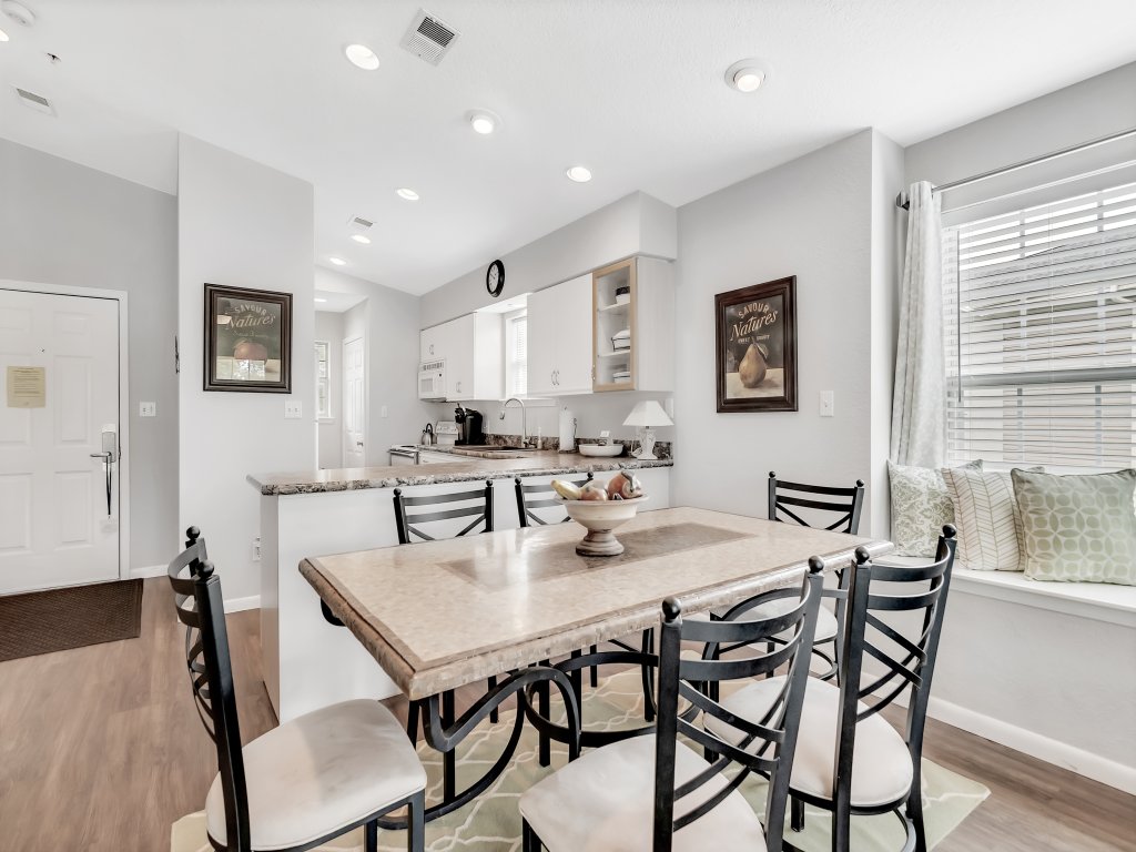 HHL-D9 -Gorgeous Greens Vacation Rental in Branson - RedAwning