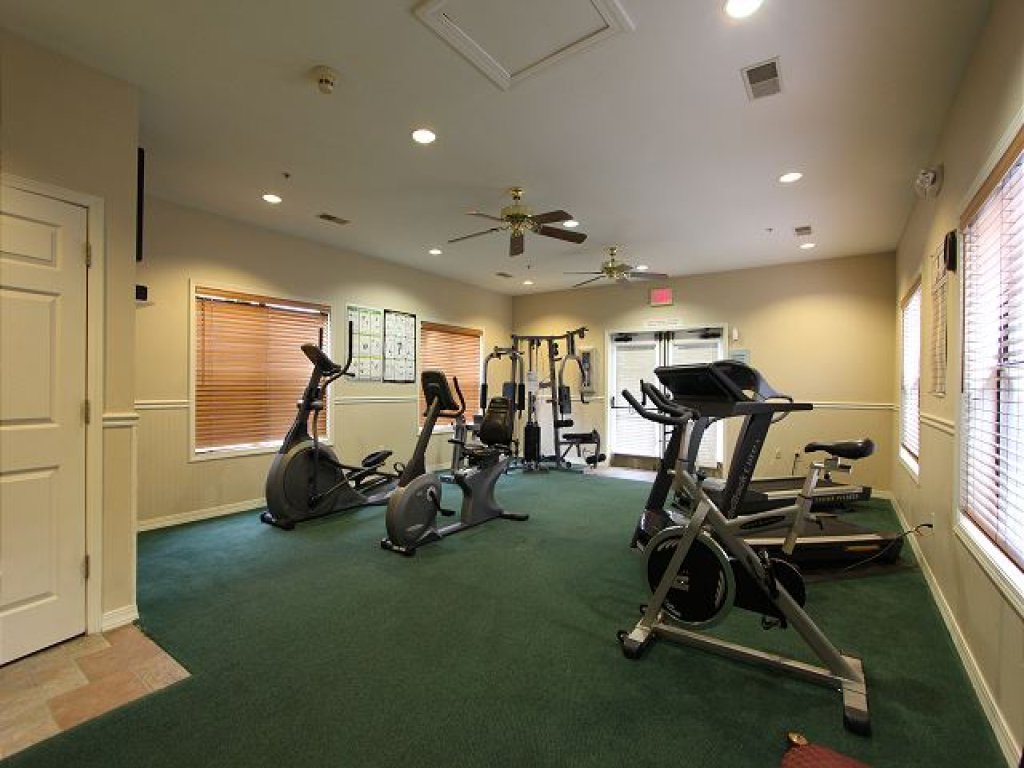 HHL-D9 -Gorgeous Greens Vacation Rental in Branson - RedAwning