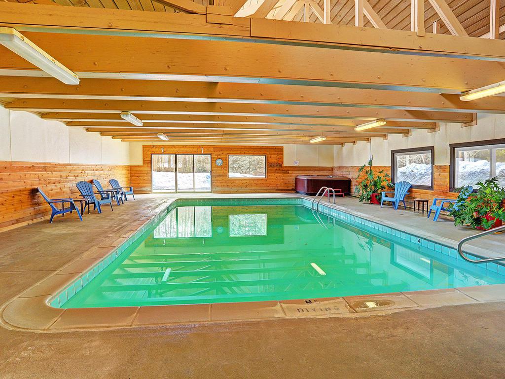 Ski and Racquet Club B106 Vacation Rental in Breckenridge - RedAwning