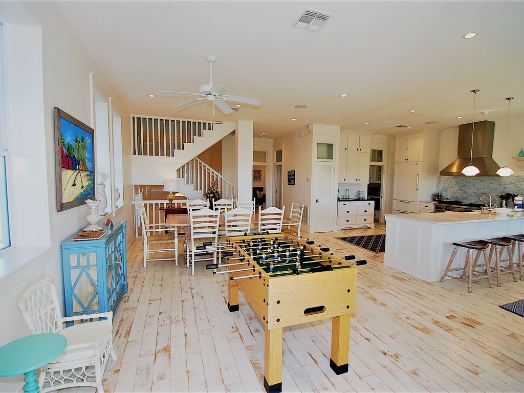 Bella Casa - Private House with Hot Tub Vacation Rental in South Padre Island - RedAwning