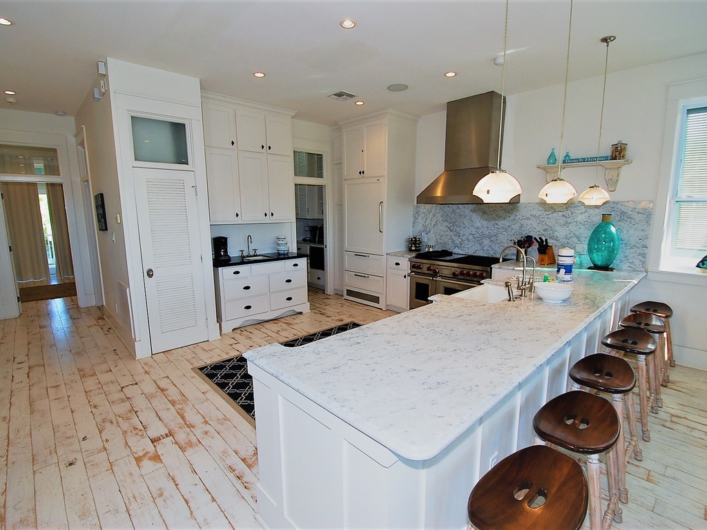 Bella Casa - Private House with Hot Tub Vacation Rental in South Padre Island - RedAwning