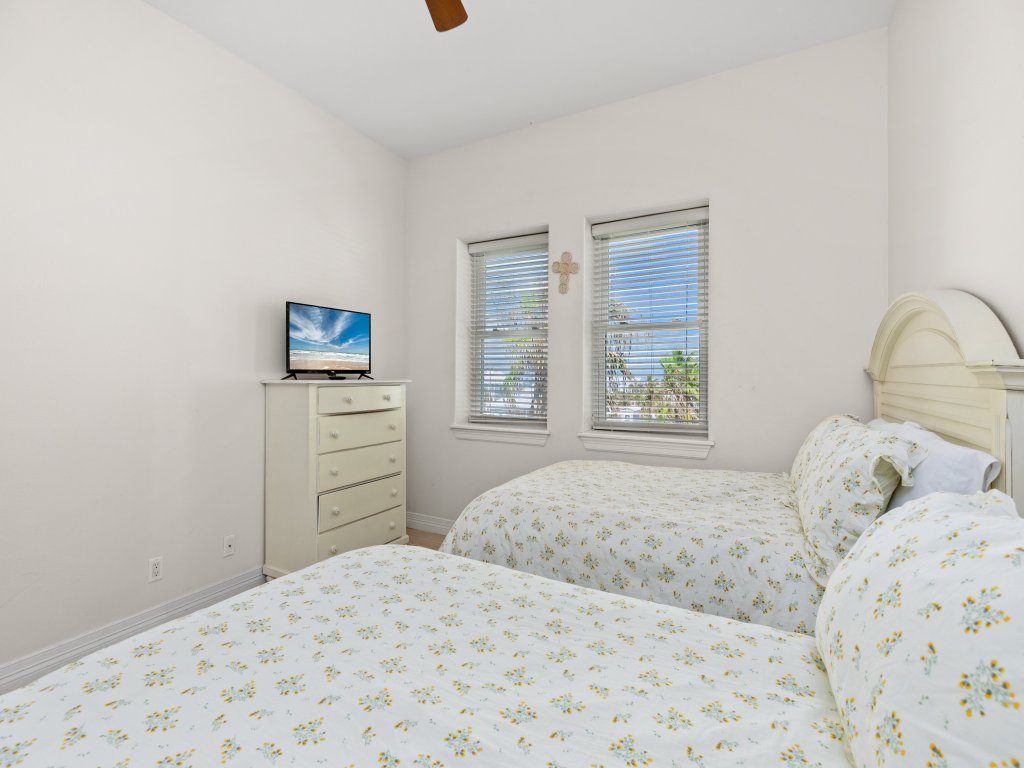 Casa De Haralambos - Private Home just steps from beach access Vacation Rental in South Padre Island - RedAwning
