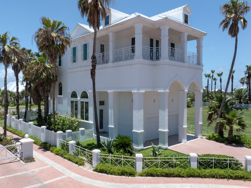Casa De Haralambos - Private Home just steps from beach access Vacation Rental in South Padre Island - RedAwning