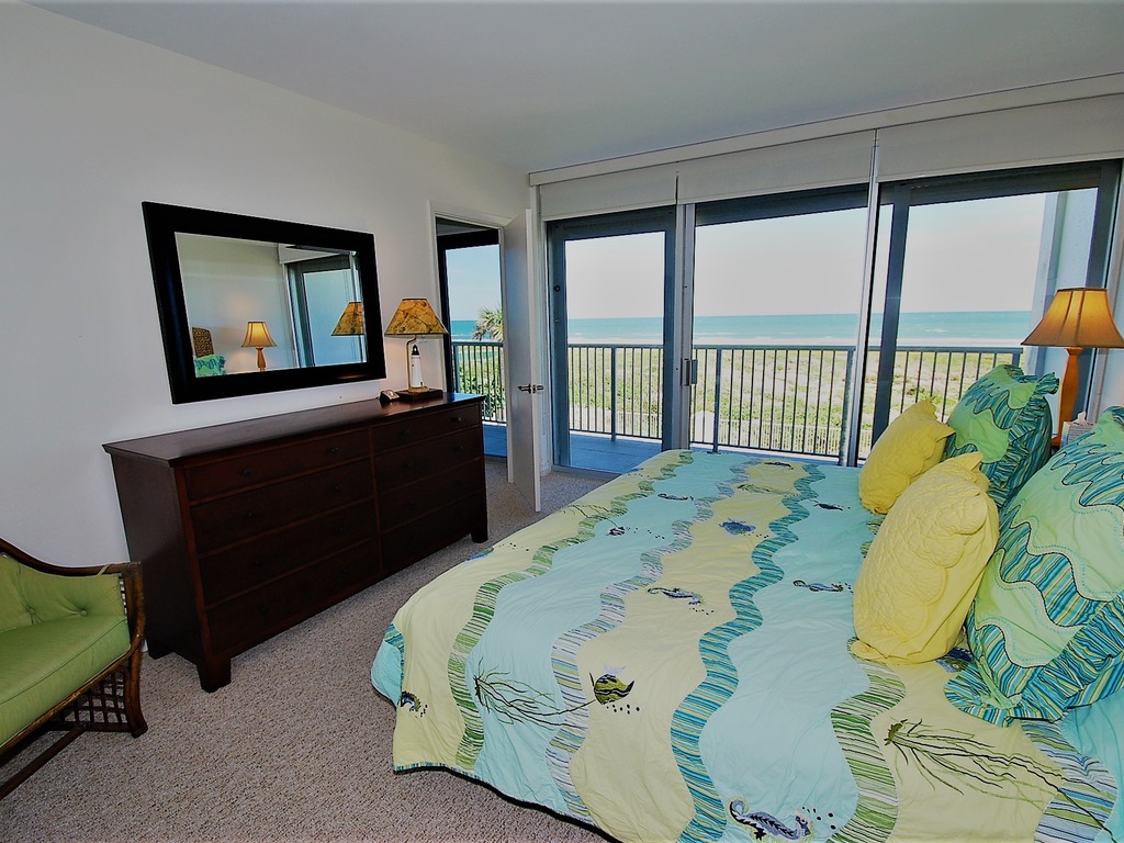 Breakers Condo Unit #210 Vacation Rental in South Padre Island - RedAwning