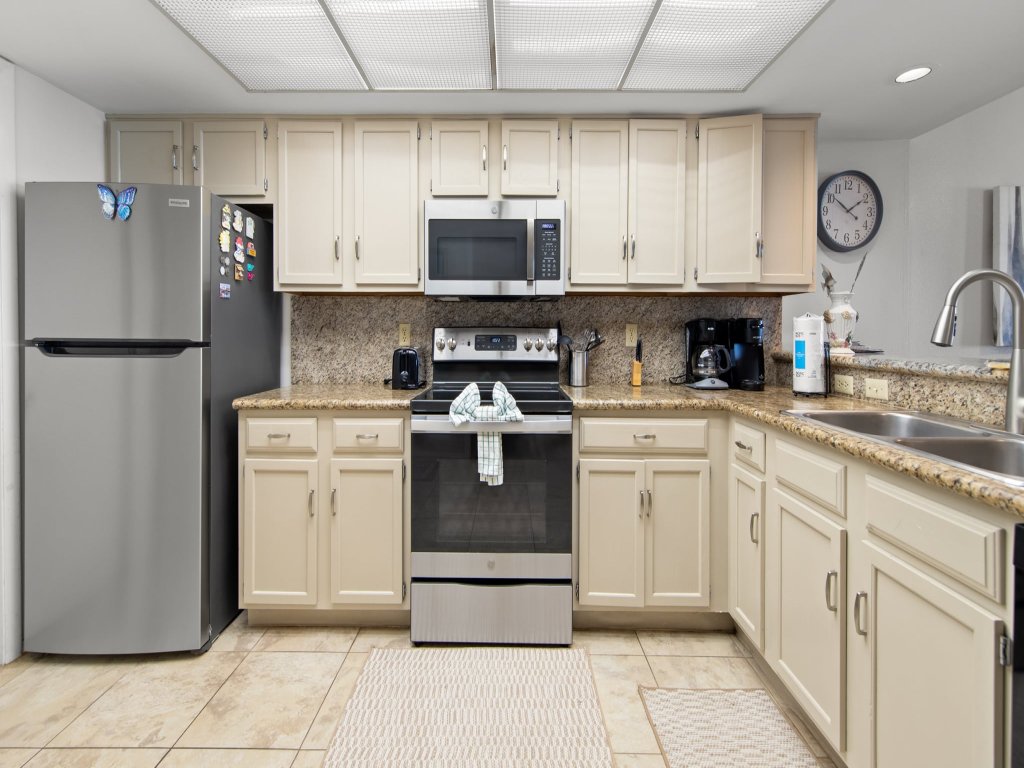 Edgewater Condo Unit #304 Vacation Rental in South Padre Island - RedAwning