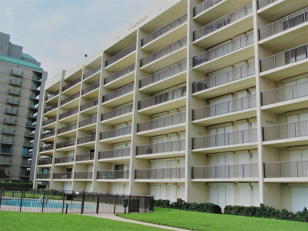 Summit Condo Unit #202 Vacation Rental in South Padre Island - RedAwning