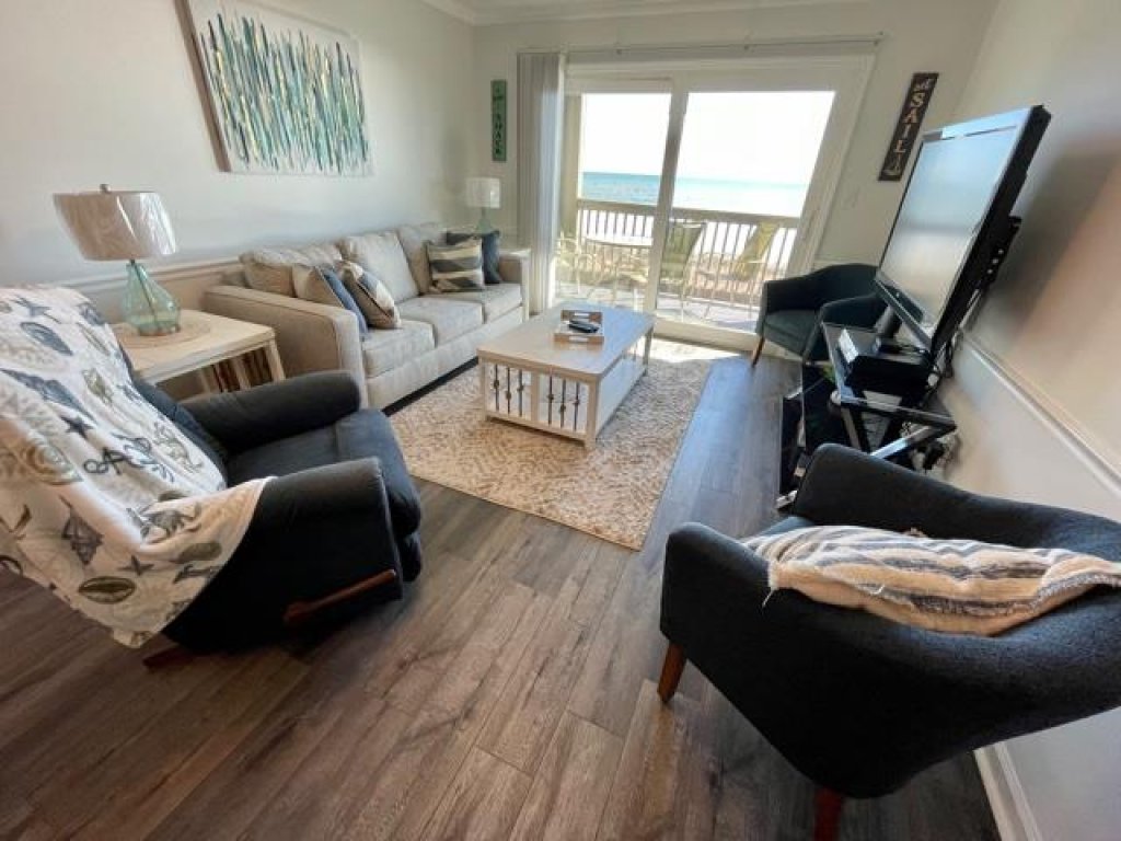 Sea Shadow 205 Vacation Rental in South Carolina - RedAwning