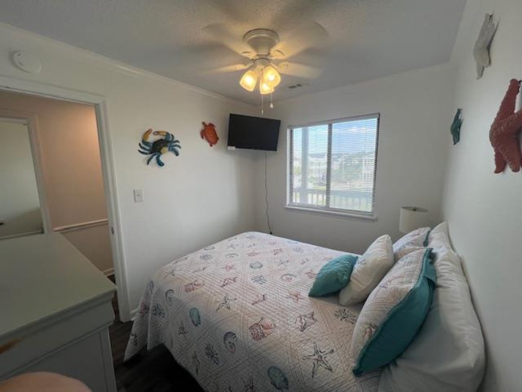 Sea Shadow 205 Vacation Rental in South Carolina - RedAwning