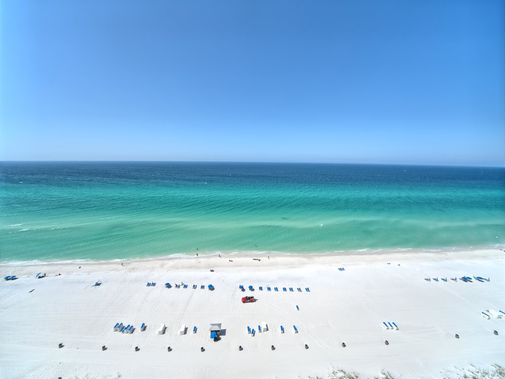 Unit 1805 Vacation Rental in Panama City Beach - RedAwning