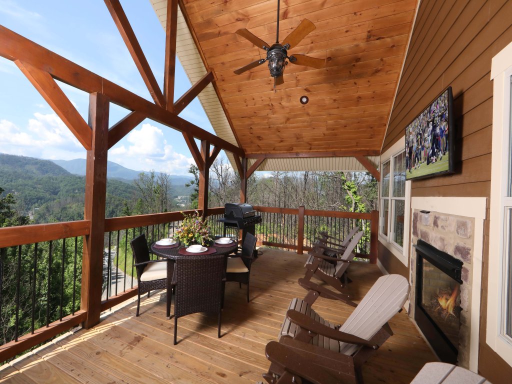 Above It All Cabin with Luxury Amenities and Game Room Vacation Rental in Gatlinburg - RedAwning