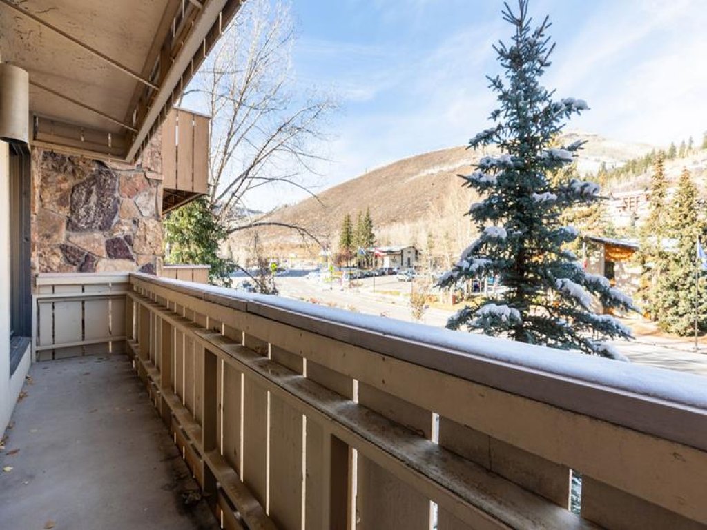 Condos with Ski Locker and Vail Mountain Views Vacation Rental in Vail - RedAwning