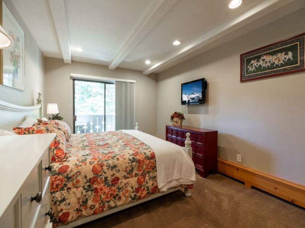 Condo with Outdoor Heated Pool and Free WiFi Vacation Rental in Vail - RedAwning