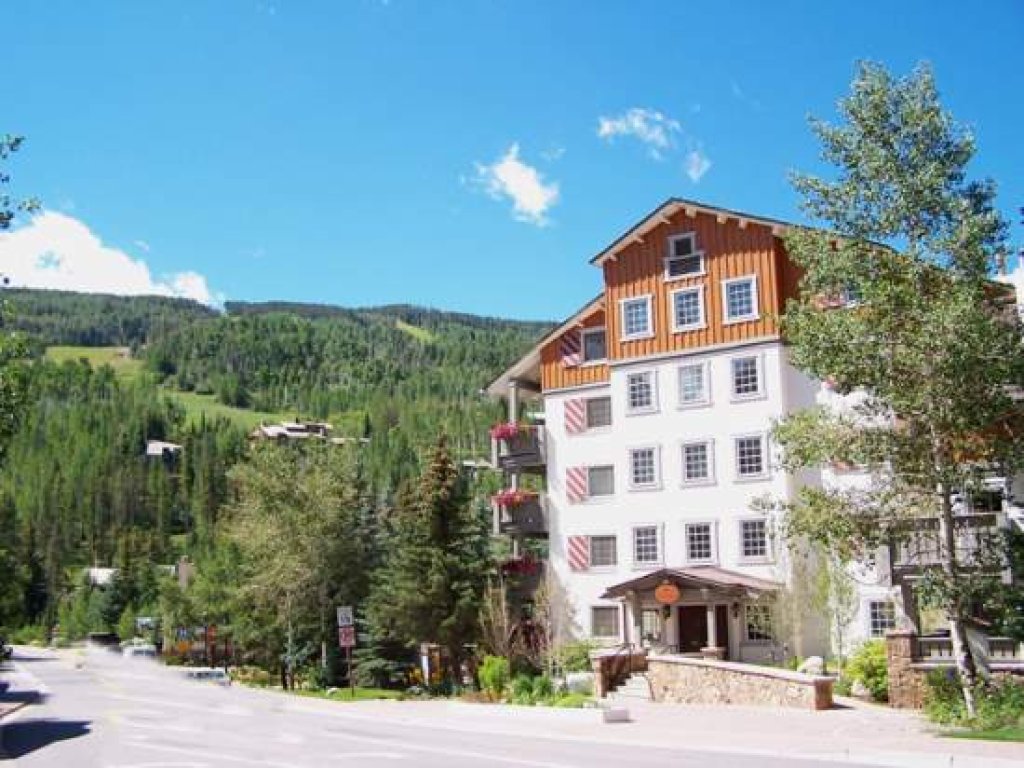 Nine Vail Road Condos with Easy Access to Gondola Vacation Rental in Vail - RedAwning