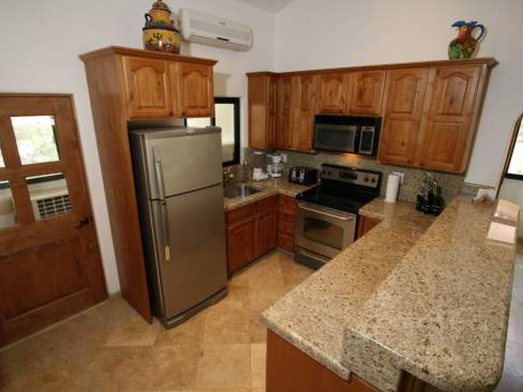 Marina Sol Condo with Jacuzzi, Easy Walk to Beach Vacation Rental in Cabo San Lucas - RedAwning