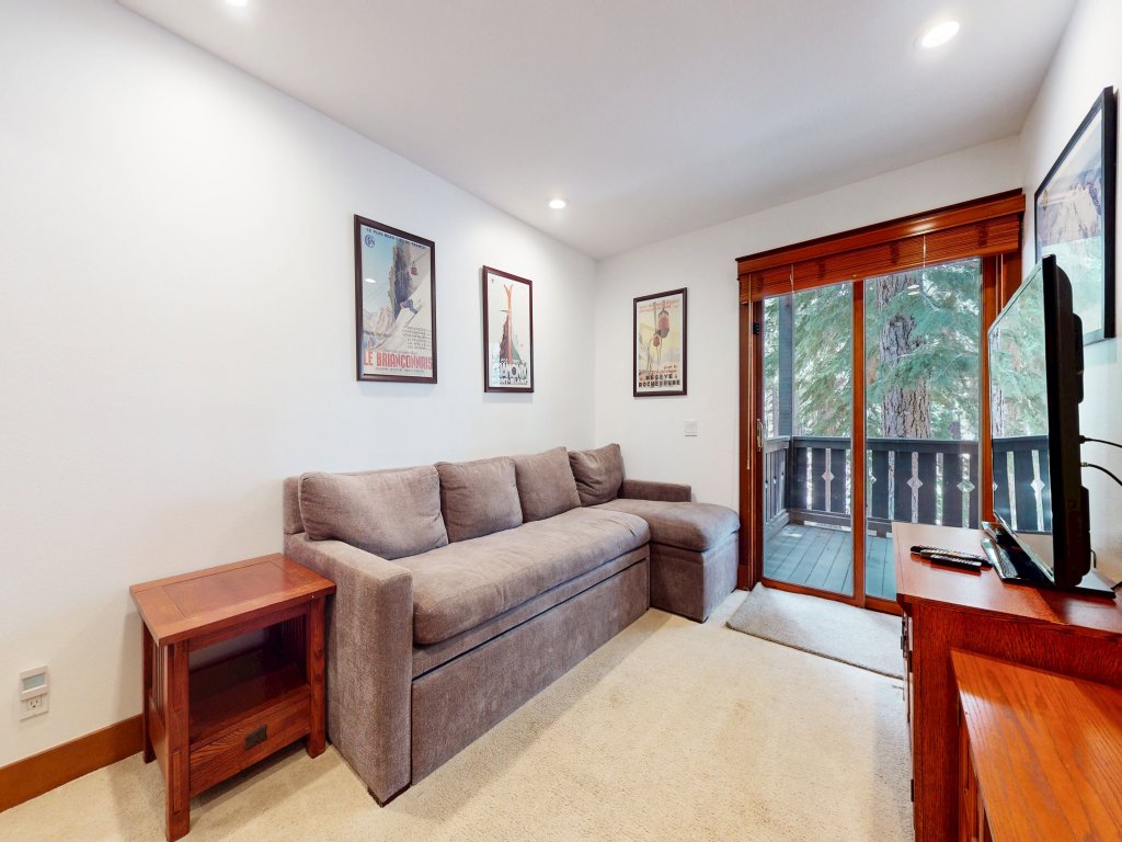 Timbers 5 Large Luxury Home with Two Master Suites, Perfect for Families Vacation Rental in Mammoth Lakes - RedAwning