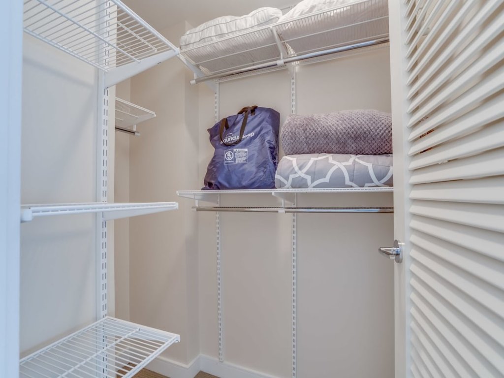 2 BR Fully Furnished Apartment at Penn Quarters - Surrounded by Best Restaurants in Town Vacation Rental in District Of Columbia - RedAwning