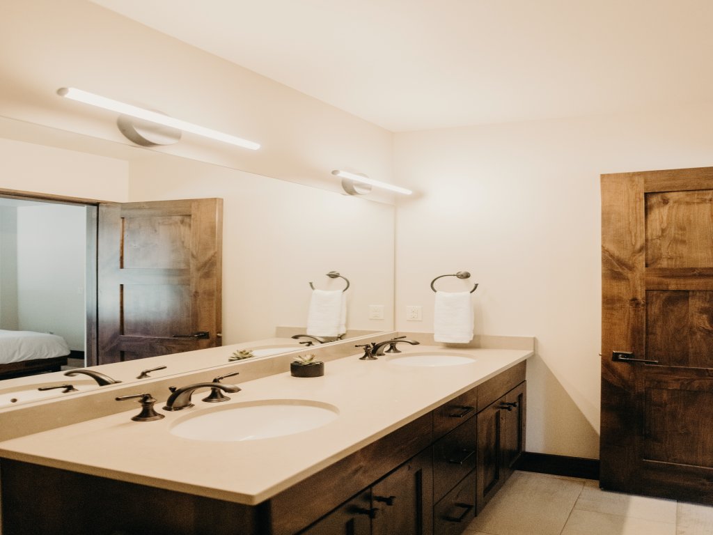 River's Edge Retreat Vacation Rental in Breckenridge - RedAwning