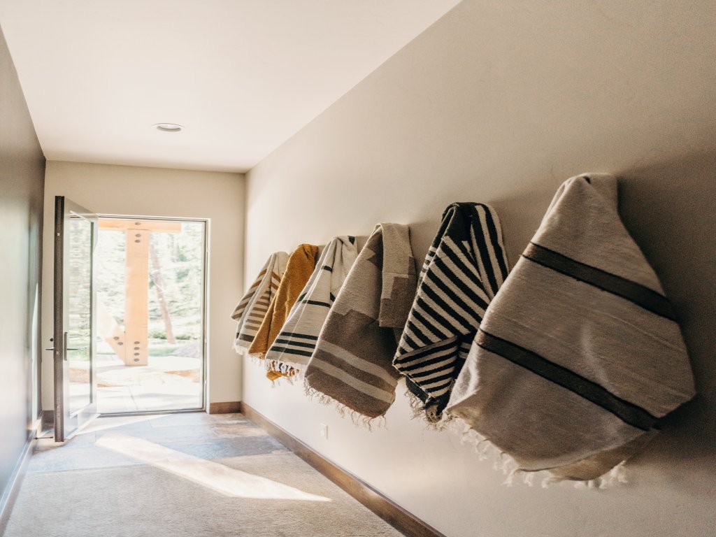River's Edge Retreat Vacation Rental in Breckenridge - RedAwning