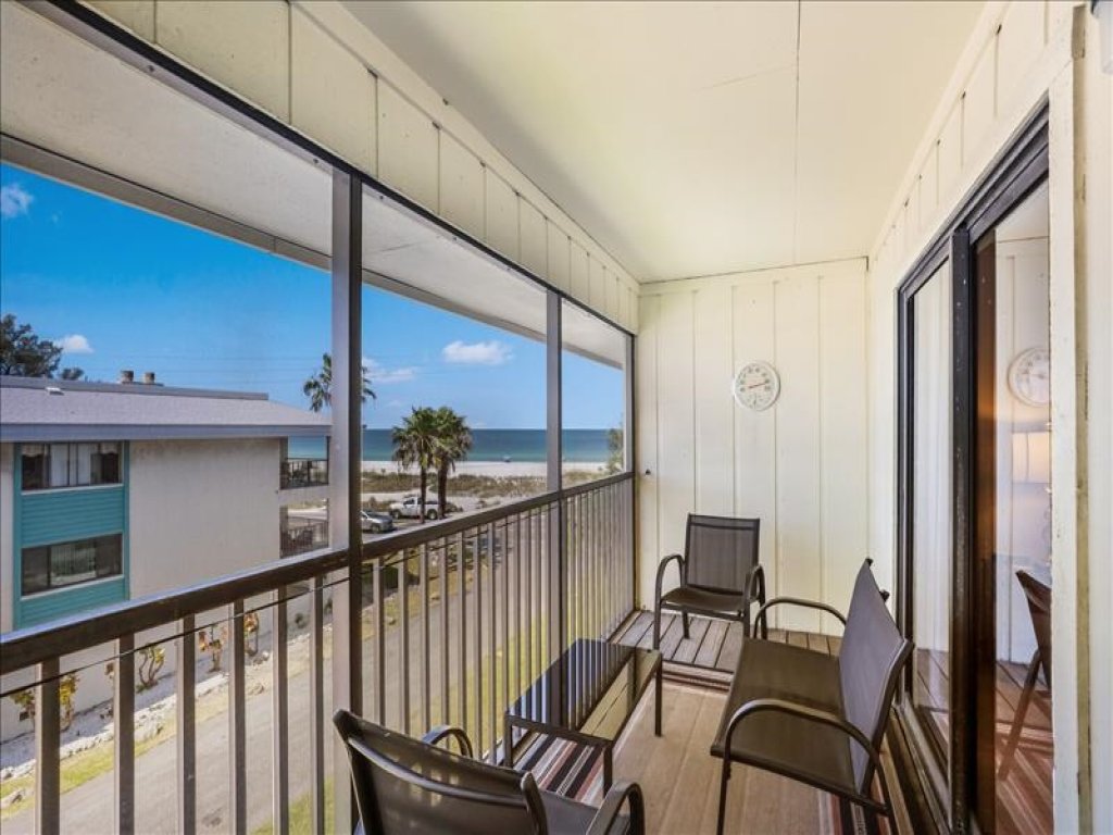 Gulf Watch 204 Vacation Rental in Bradenton Beach - RedAwning