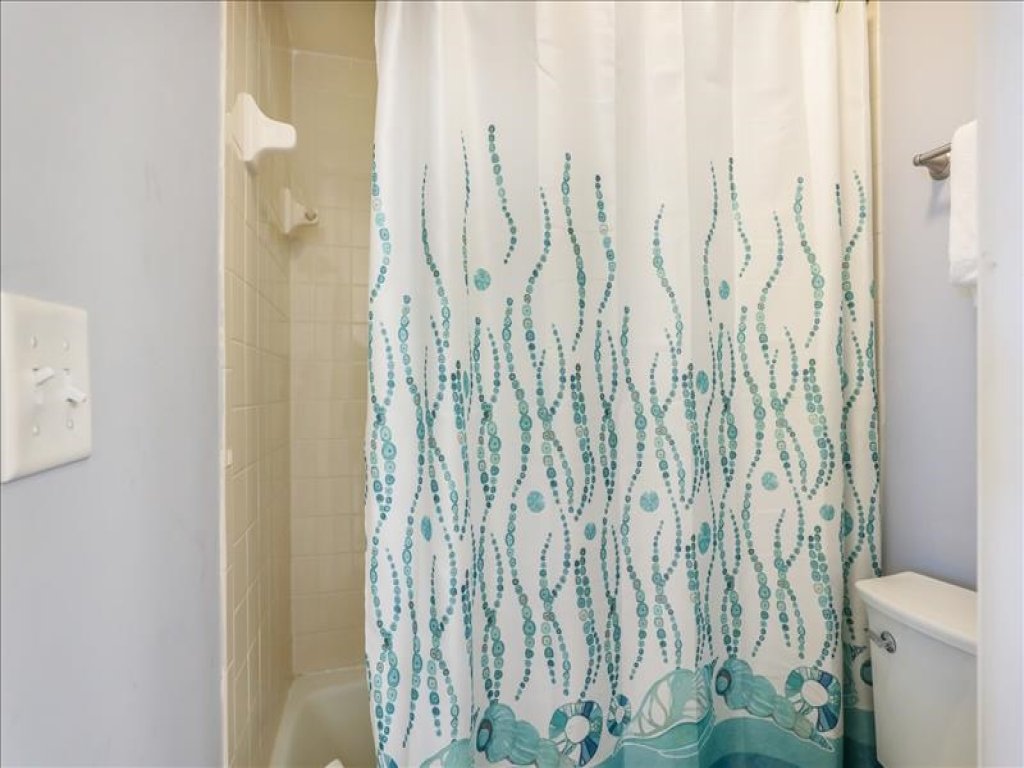 Gulf Watch 204 Vacation Rental in Bradenton Beach - RedAwning