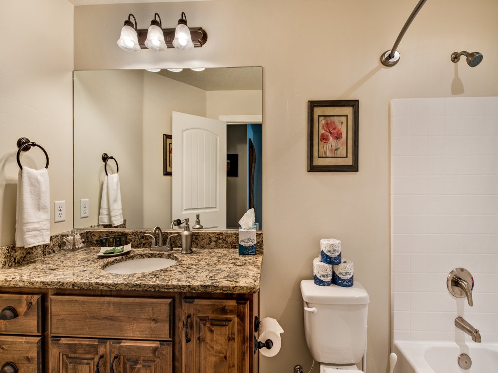 Lovell's Loft Vacation Rental in St. George - RedAwning