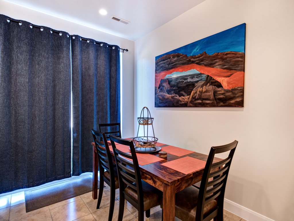 Lovell's Loft Vacation Rental in St. George - RedAwning