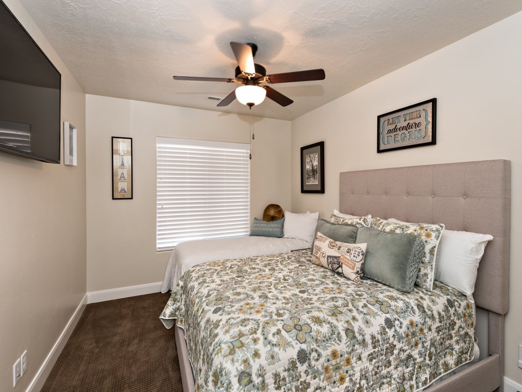 Lovell's Loft Vacation Rental in St. George - RedAwning