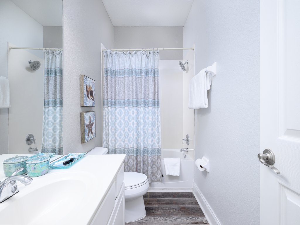 Casa Bella Townhome Vacation Rental in Orlando - RedAwning