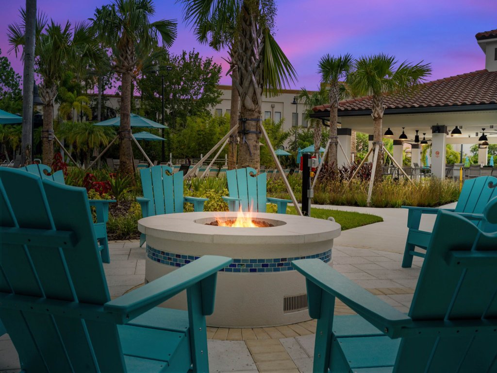 Tropical Dreams Townhome At Vista Cay Close to all attractions  Vacation Rental in Orlando - RedAwning